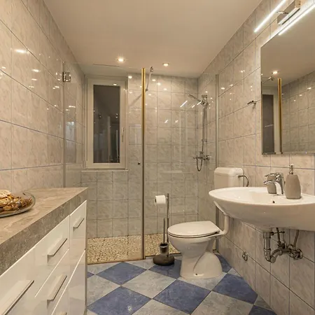 Apartman Holiday Pepi - Happy
